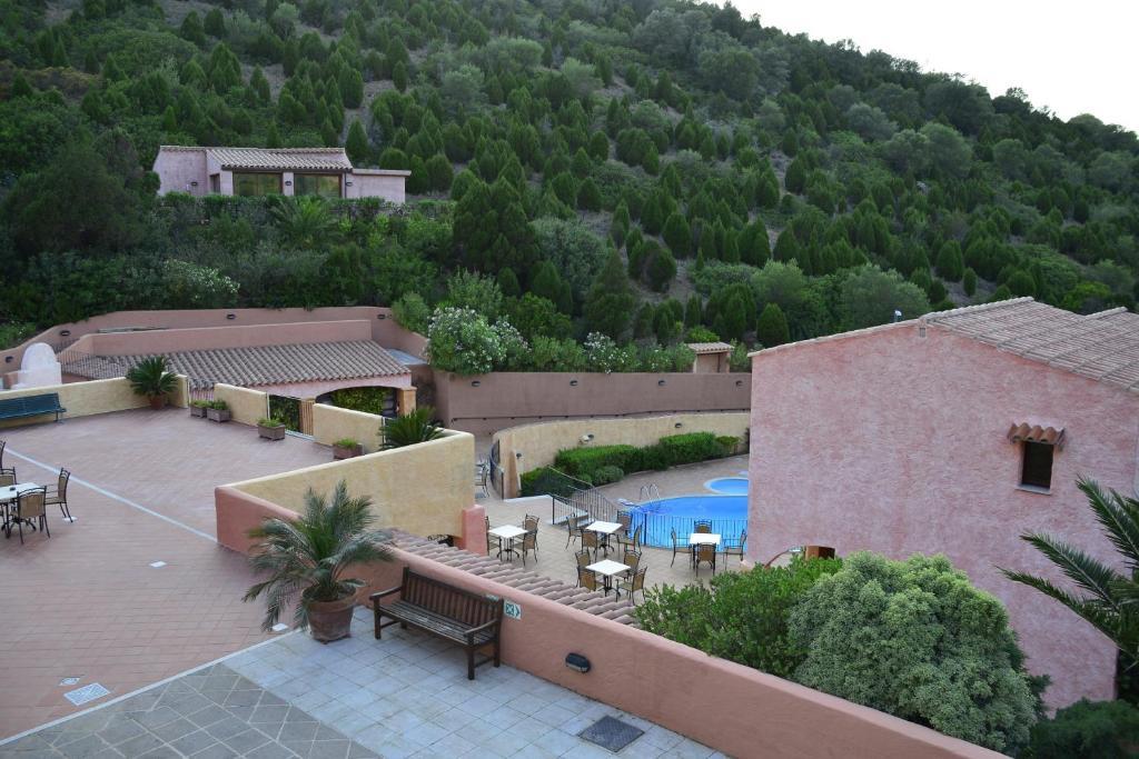 Sosventos Village Hotel Teulada Bagian luar foto