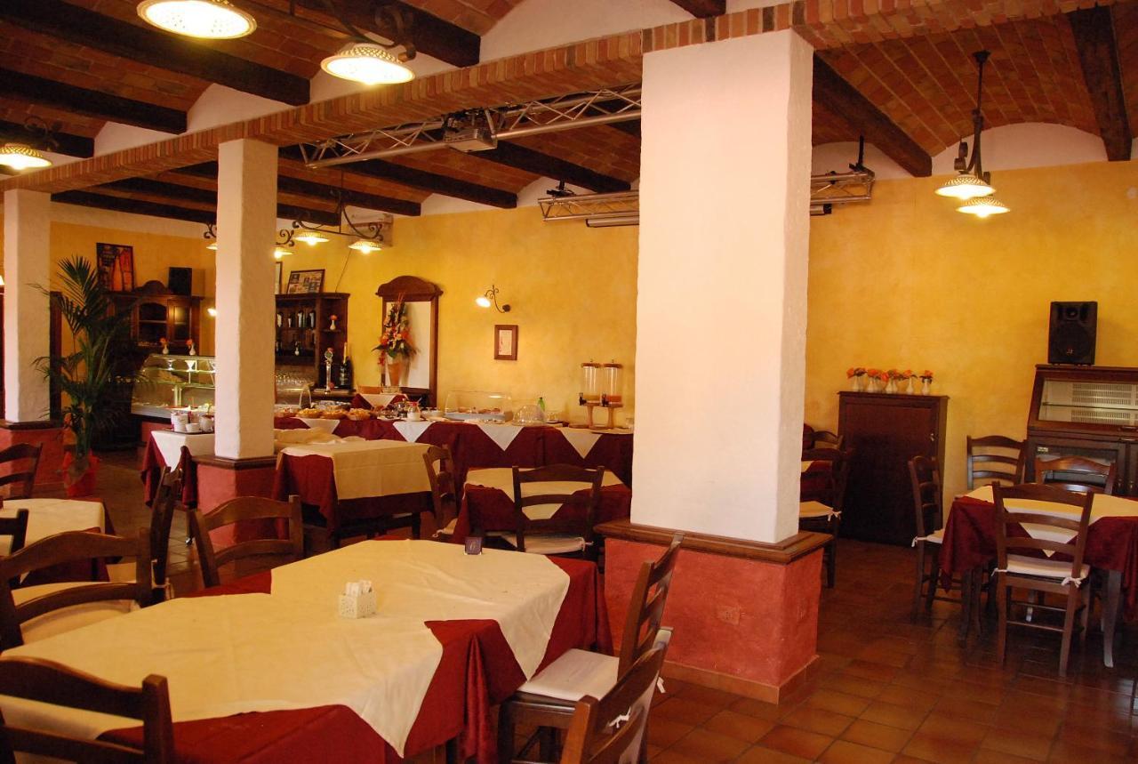 Sosventos Village Hotel Teulada Bagian luar foto